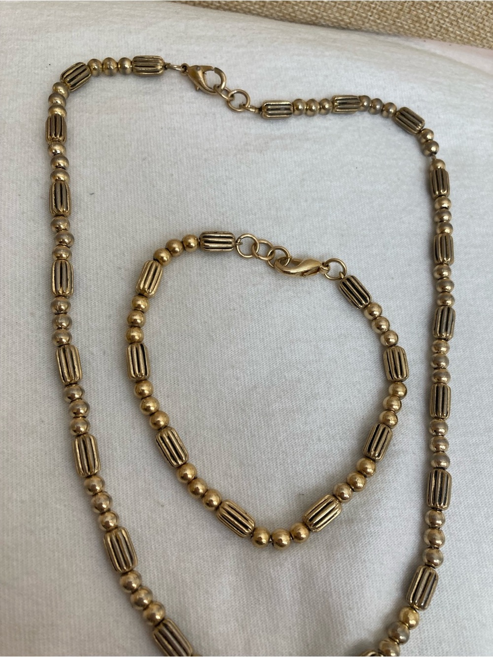 Necklace and Bracelet Vintage Set - Picture 5 of 7